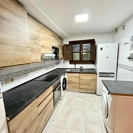 Casa En Prau Riu Parres de Llanes