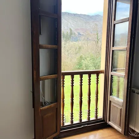 Casa En Prau Riu Nyaraló